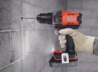 18V BCD383D2TA BLACK+DECKER drill/driver-thumb-2