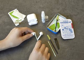 Earbud Cleaning Kit (CD529) / Gadgets-thumb-1