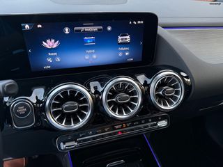 Mercedes-Benz GLA 250 2024 AMG LINE! PREMIUM PACK! MULTIBEAM! PANORAMA! FACELIFT!-thumb-42