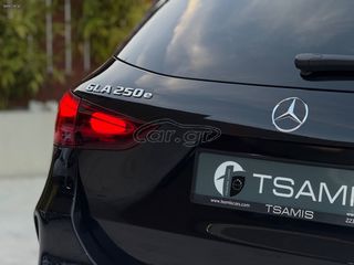 Mercedes-Benz GLA 250 2024 AMG LINE! PREMIUM PACK! MULTIBEAM! PANORAMA! FACELIFT!-thumb-22