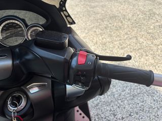 Yamaha T-MAX 500 2011 TECHMAX SPECIAL EDITION-thumb-7