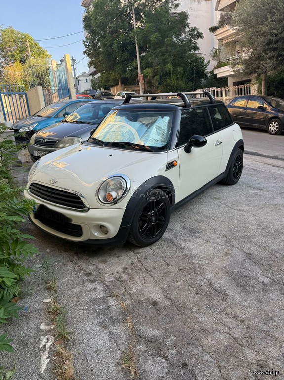 Mini ONE 2011 R56 black n white edition