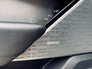 Land Rover Range Rover Velar 2018 R-DYNAMIC P300D-thumb-28