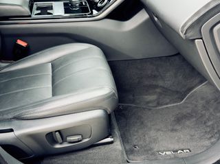Land Rover Range Rover Velar 2018 R-DYNAMIC P300D-thumb-29