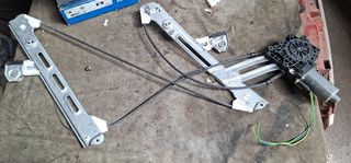 ΓΡΥΛΛΟΣ ΠΑΡΑΘΥΡΟΥ ''ΑΓΓΕΛΙΔΗ''ΑΠΟ SMART ROADSTER ΤΥΠΟΣ 452-thumb-3