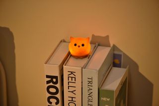 Winkee - Tiny Night Light Table Lamp - Orange - Petite / Gadgets-thumb-2