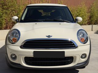 Mini Cooper D 2014-thumb-2