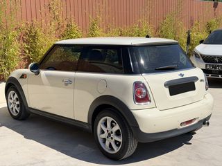 Mini Cooper D 2014-thumb-5