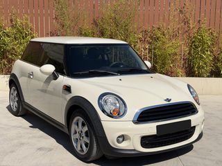Mini Cooper D 2014-thumb-8