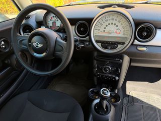 Mini Cooper D 2014-thumb-10