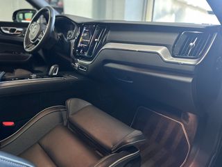 Volvo XC 60 2020 R DESIGN T8/390Hp/AirMatic/HarmanKardon-thumb-57
