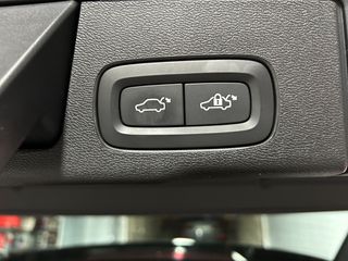 Volvo XC 60 2020 R DESIGN T8/390Hp/AirMatic/HarmanKardon-thumb-60