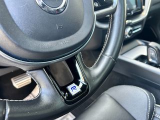 Volvo XC 60 2020 R DESIGN T8/390Hp/AirMatic/HarmanKardon-thumb-32