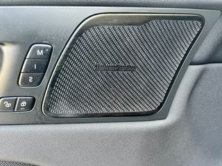 Volvo XC 60 2020 R DESIGN T8/390Hp/AirMatic/HarmanKardon-thumb-36