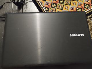 samsung np355e5c-a01gr-thumb-1