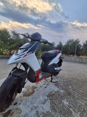 Aprilia SR 50 2016