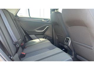 Volkswagen T-Roc 2023 Life-thumb-13