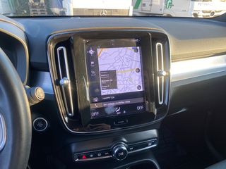 Volvo XC40 2023 1.5 Inscription  PLUG-IN HYBRID 262HP ΕΛΛΗΝΙΚΟ!-thumb-2