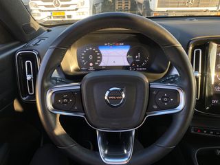 Volvo XC40 2023 1.5 Inscription  PLUG-IN HYBRID 262HP ΕΛΛΗΝΙΚΟ!-thumb-3