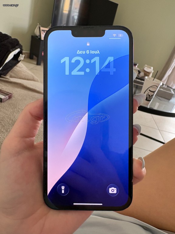iPhone 13