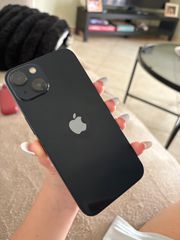 iPhone 13-thumb-2