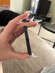 iPhone 13-thumb-4