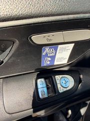 Mercedes-Benz eVito 2021-thumb-11
