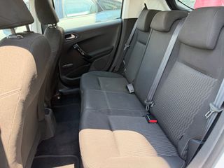 Peugeot 208 2019 1.6 BLUEHDI 100 ACTIVE-thumb-13
