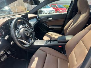 Mercedes-Benz GLA 200 2018 2.2 Diesel 7G-Tronic AMG Line Panorama-thumb-12