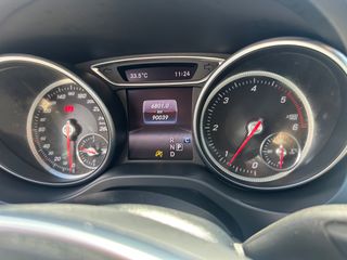 Mercedes-Benz GLA 200 2018 2.2 Diesel 7G-Tronic AMG Line Panorama-thumb-15
