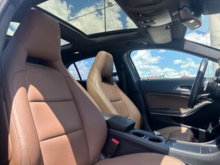 Mercedes-Benz GLA 200 2018 2.2 Diesel 7G-Tronic AMG Line Panorama-thumb-17