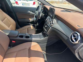 Mercedes-Benz GLA 200 2018 2.2 Diesel 7G-Tronic AMG Line Panorama-thumb-22