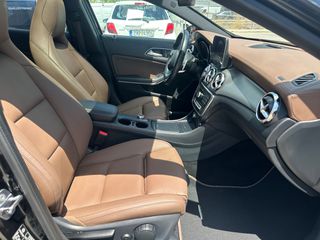 Mercedes-Benz GLA 200 2018 2.2 Diesel 7G-Tronic AMG Line Panorama-thumb-23