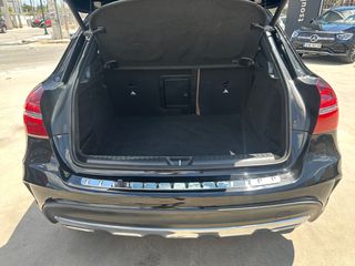 Mercedes-Benz GLA 200 2018 2.2 Diesel 7G-Tronic AMG Line Panorama-thumb-26