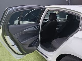 Opel Insignia 2019 1.4T 140HP EDITION-thumb-21