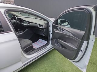 Opel Insignia 2019 1.4T 140HP EDITION-thumb-17