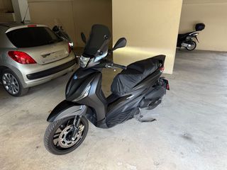 Piaggio Beverly 300 2025 hpe-thumb-3