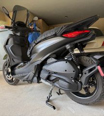 Piaggio Beverly 300 2025 hpe-thumb-5