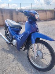 Modenas Kriss 2002