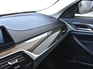 Bmw 530 2017 (530e iPerformance Luxury Line)-thumb-19
