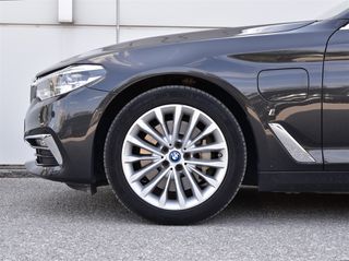 Bmw 530 2017 (530e iPerformance Luxury Line)-thumb-9