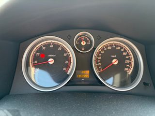 Opel Astra 2009 TURBO 1600 180HP-thumb-8