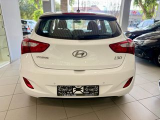 Hyundai i 30 2015 1.4 100 PS, 2015 Navigation,Camera, Cruice Control-thumb-9
