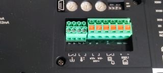ABB SmartTouch 10" ST/U10.1.1-811 (KNX)-thumb-2