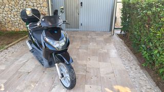 Piaggio Beverly 125 2004-thumb-3