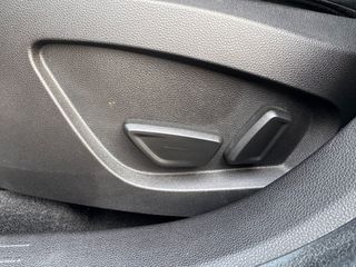 Renault Captur 2020 INITIΛLE PARIS EDITION-thumb-46