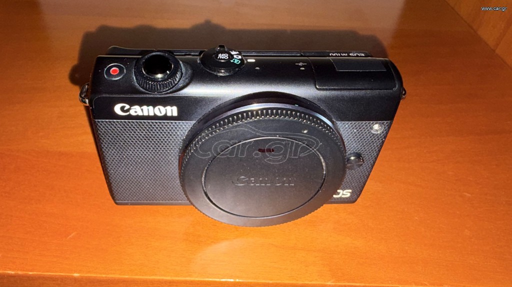 Canon mirrorless m100