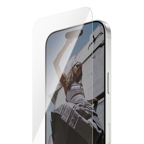 PanzerGlass - SAFE. Screen Protector - iPhone 17/iPhone 16 Pro - UWF w. EasyAligner / Electronics