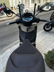 Piaggio Beverly 400 2025 HPE-thumb-4