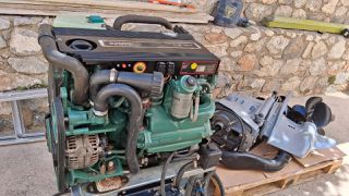 VOLVO PENTA DUO PROP STERNDRIVE-thumb-26